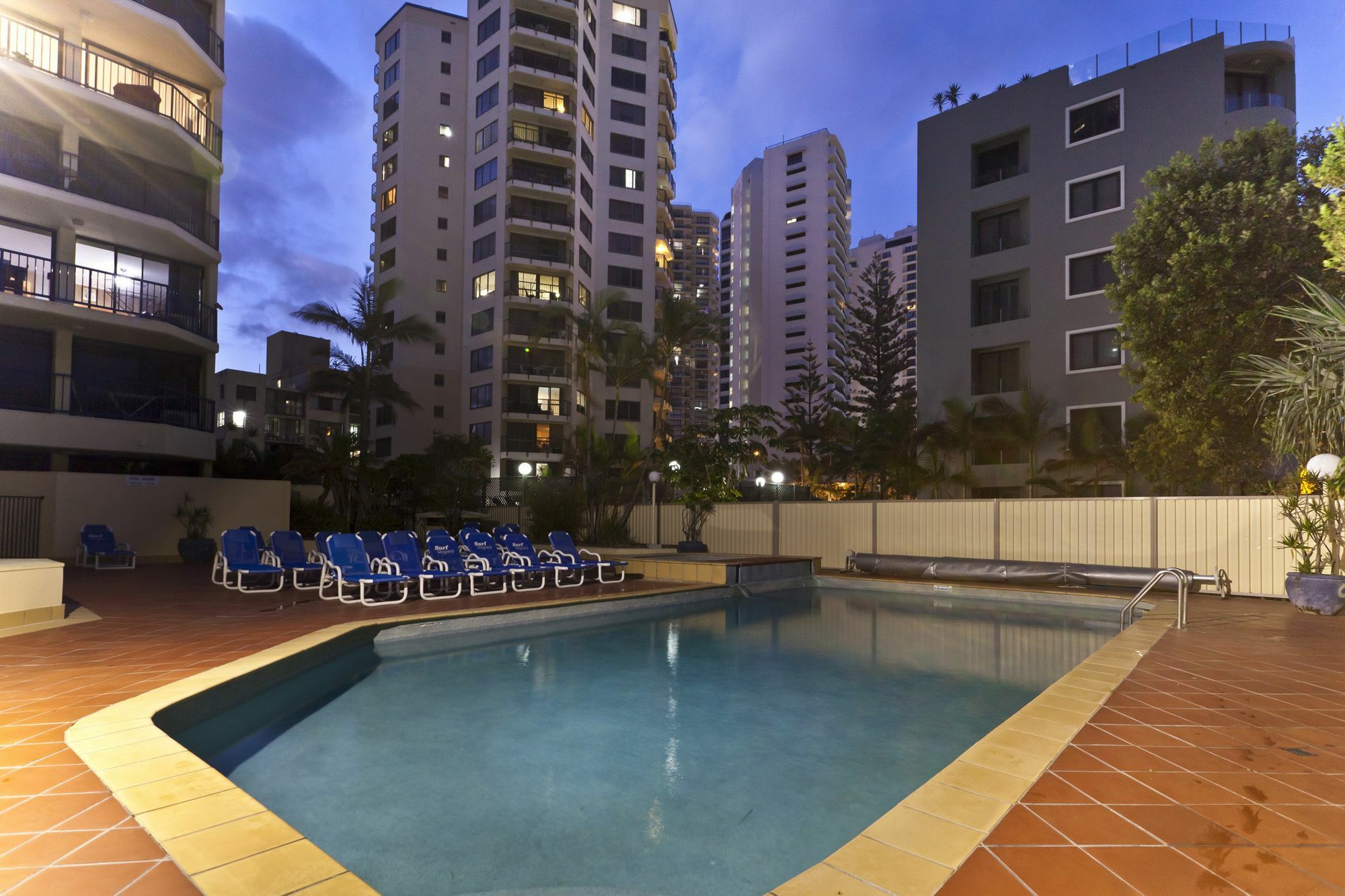 Surf Regency Aparthotel Gold Coast Kültér fotó