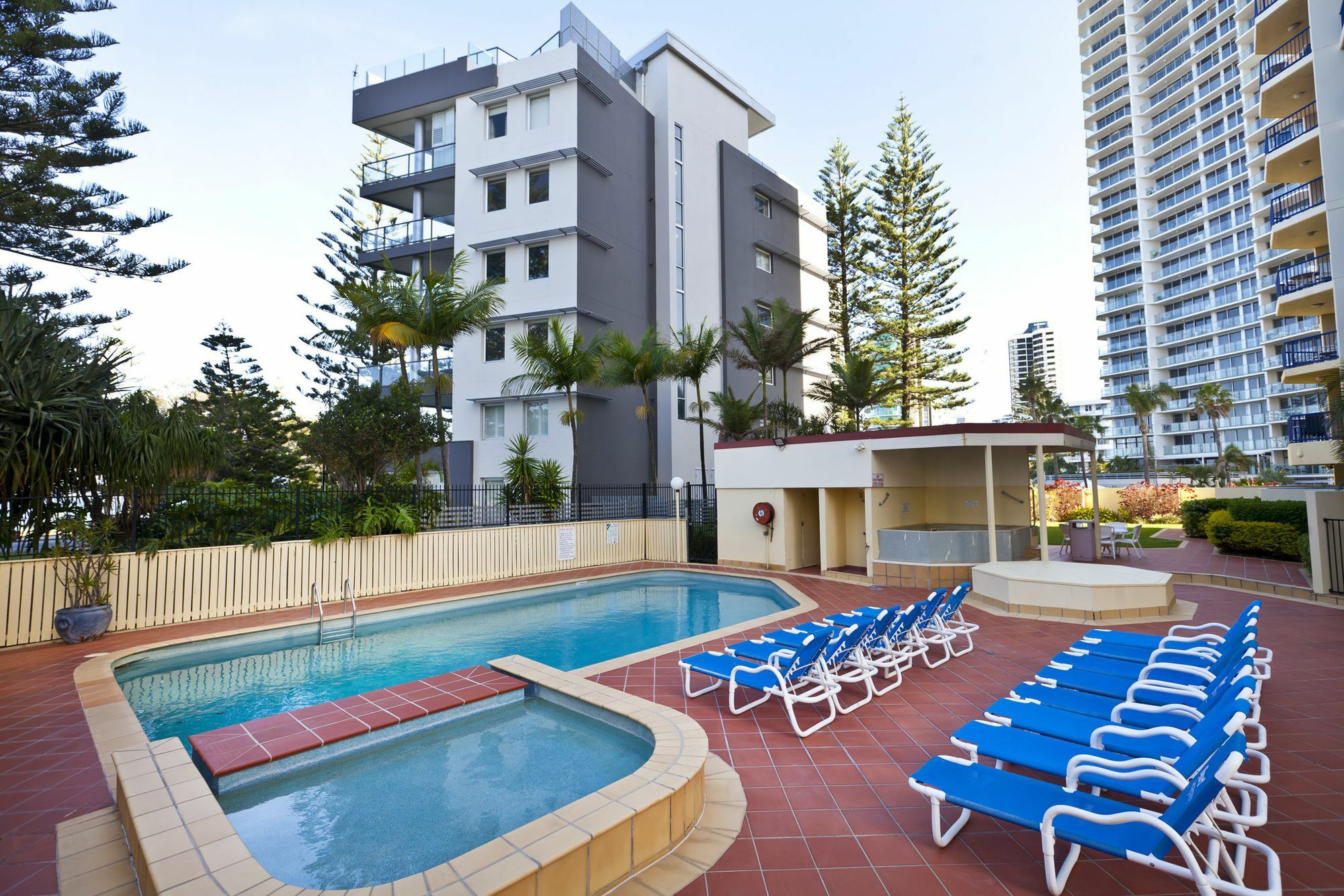 Surf Regency Aparthotel Gold Coast Kültér fotó