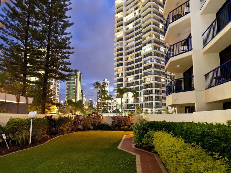 Surf Regency Aparthotel Gold Coast Kültér fotó